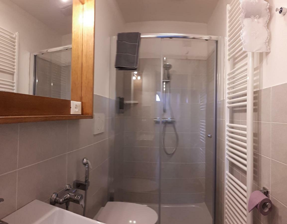 Oro Rosso Rooms Locazione Turistica アレッツォ エクステリア 写真