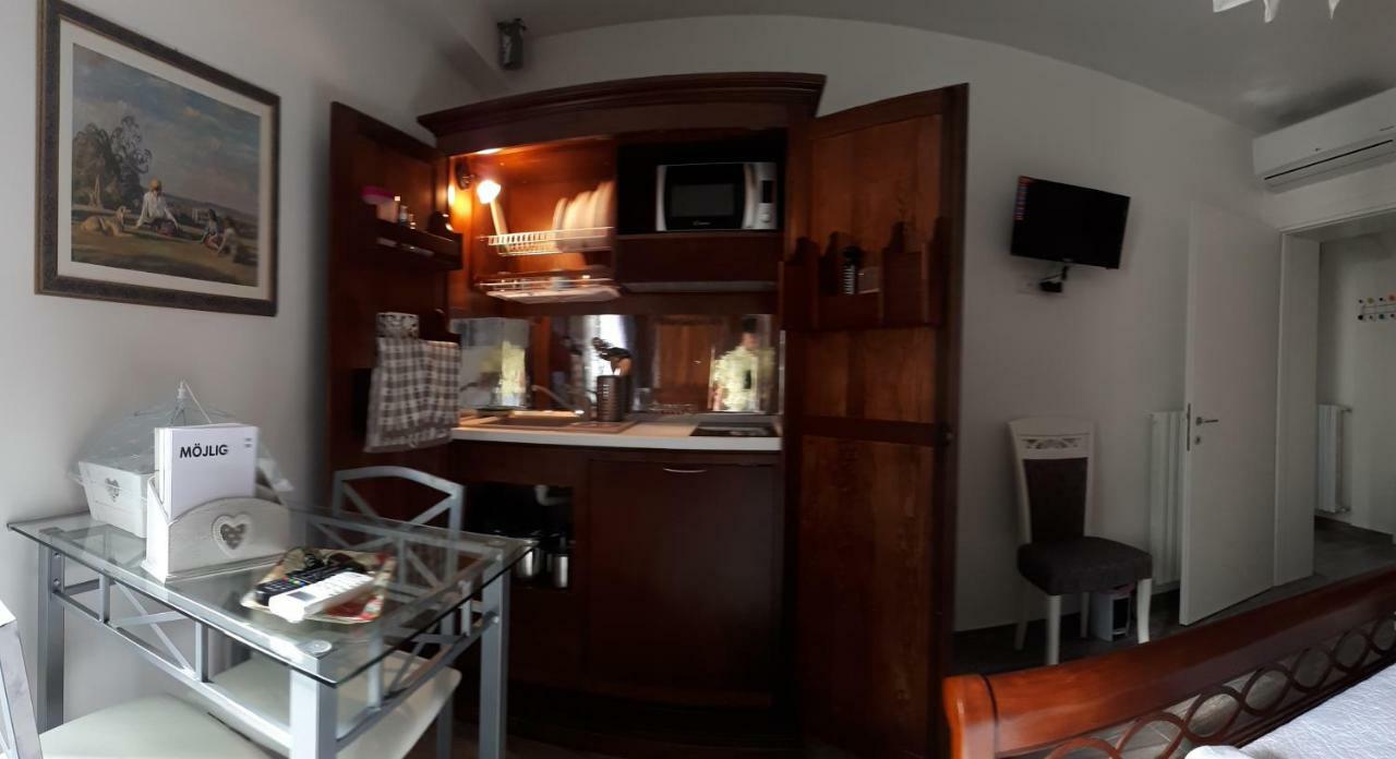 Oro Rosso Rooms Locazione Turistica アレッツォ エクステリア 写真